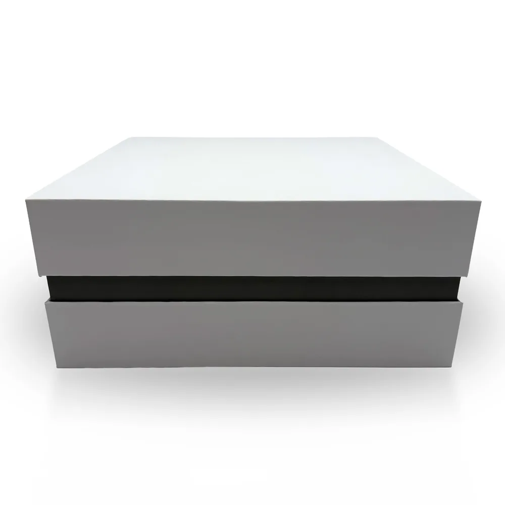 The closed collector's box
